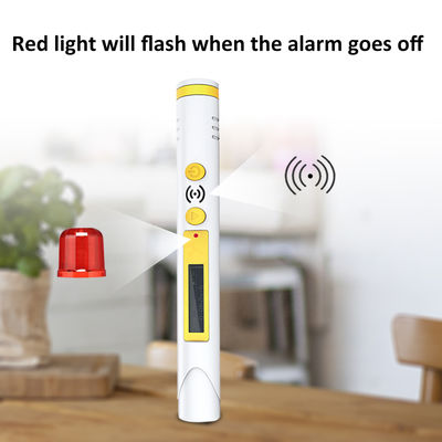 Un buon prezzo. Portable Pocket Handheld Geiger Counter: Nuclear Radiation Detection Device (OEM Solutions) in linea